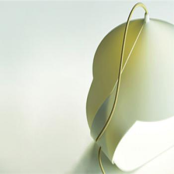 Gợi nhớ tới hình ảnh nón lá Việt Nam từ chiếc đèn của nhà thiết kế Federico Churba